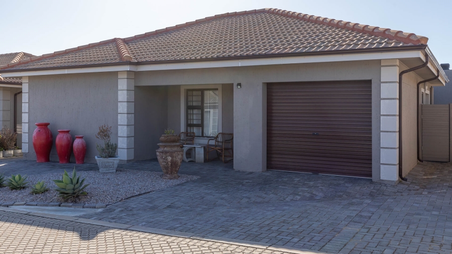 2 Bedroom Property for Sale in Dana Bay Western Cape